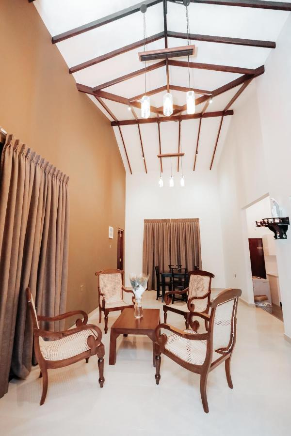 Negombo 146 Homestay ภายนอก รูปภาพ