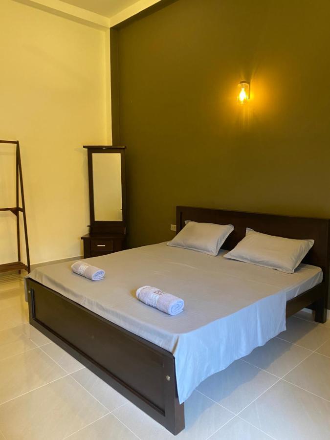 Negombo 146 Homestay ภายนอก รูปภาพ