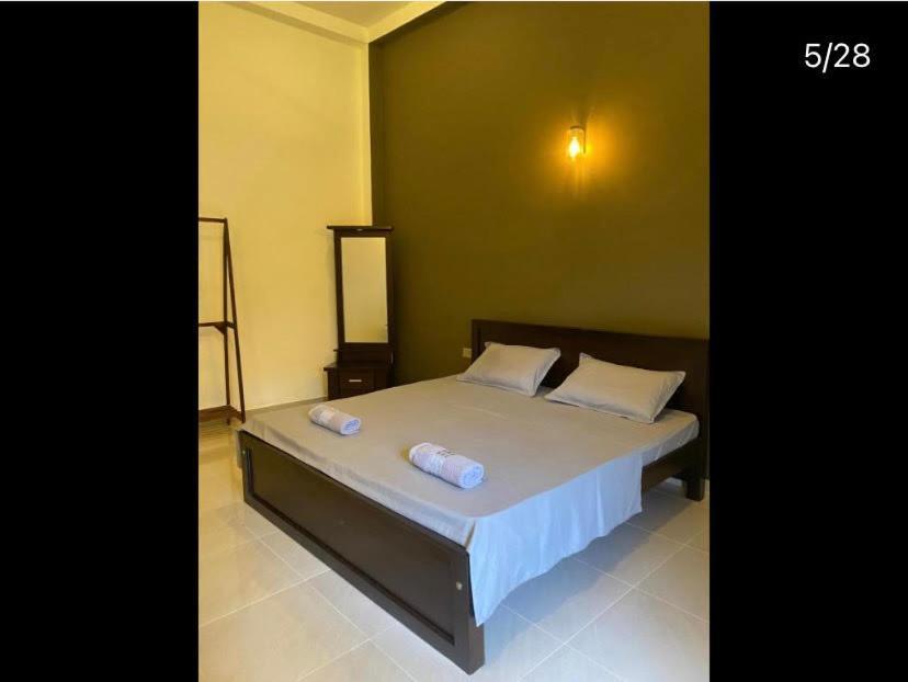 Negombo 146 Homestay ภายนอก รูปภาพ