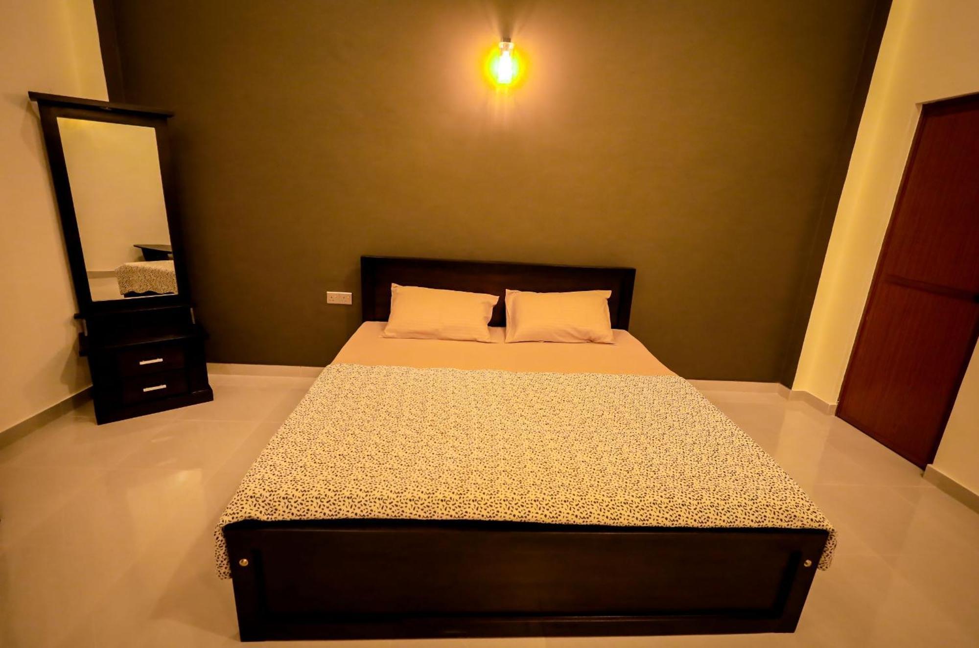 Negombo 146 Homestay ภายนอก รูปภาพ
